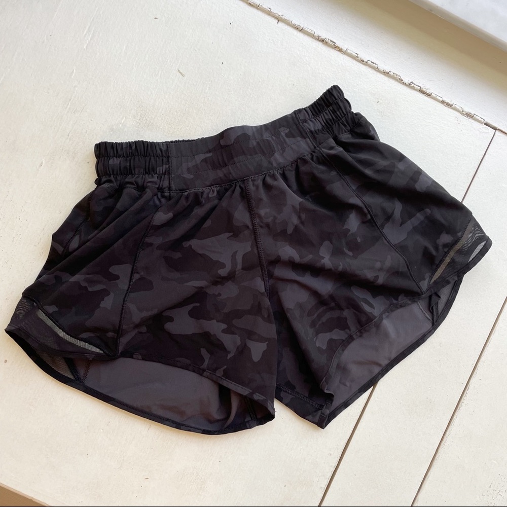 Lululemon Hotty Hot High Rise Black Camo Tall Shorts size 4